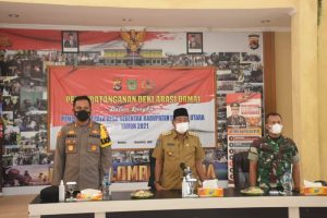 Kapolres dan Dandim dampingi bupati acara deklaraasi damai Pilkades 2021 