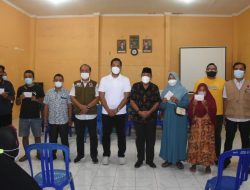 Bupati Serahkan Buku Tabungan RTG di Kecamatan Tanjung