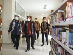 Bupati Djohan Resmikan Gedung Perpustakaan KLU