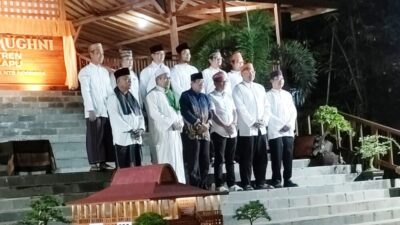 Bupati Djohan Hadiri Peresmian Masjid Baitul Mugni, Kapu