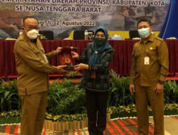 Sekda membuka Bimtek sebagai kesiapan NTB menggunakan aplikasi Srikandi