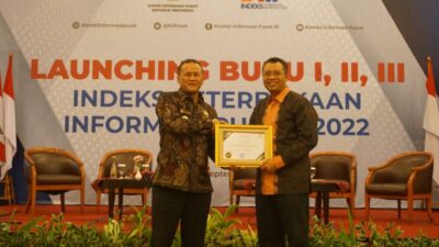 Penghargaan Provinsi Terbaik KIP 2022 untuk NTB