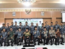 Bupati mengatakan, FKUB diharapkan mampu menyelesaikan masalah umat beragama