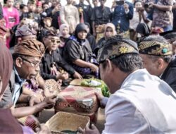 Keagungan prosesi sorong serah aji krama dalam pernikahan Sasak