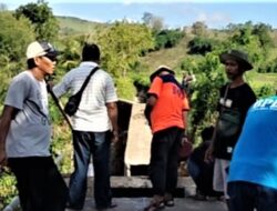 Pemkab Sumbawa dan Pemprov NTB melakukan sinergi mengirim bantuan logistik