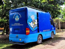 Mobil Bioskop Keliling Bantuan Kemendikbud RI Tak Terurus