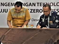 Penandatangan MoU antara Pemprov NTB dan PLN NTB