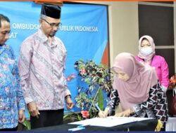 Wagub NTB disaksikan Dwi Sudarsono dalam acara Setijab Kepala Ombudsman NTB