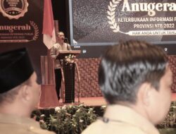 Komisi Informasi NTB memberikan penghargaan 5 kategori pada Badan Publik