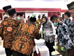 Penyerahan SK Perhutanan Sosial dan SK TORA Secara Virtual