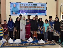 Bunda Niken Serahkan 400 Paket Sembako di Lombok Timur 
