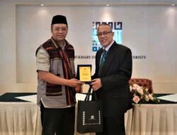 Menurut Gubernur NTB, penerima beas siswa di Al Bukhari International University semua dari pondok pedsntren