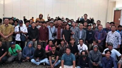 Gubernur NTB Kunjungi Pekerja Kelapa Sawit di Malaysia