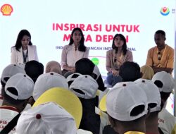 Peserta perancang mobil hemat energi mengikuti talkshow membuka wawasan masa depan