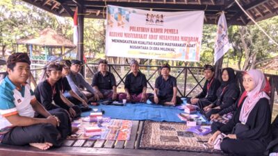 Pelatihan Kader PD Aliansi Masyarakat Adat Nusantara (Aman) Mataram