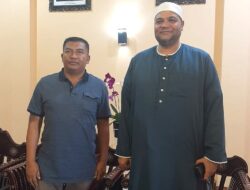 Pulang, Imam Shalat Tarawih di Islamic Center NTB