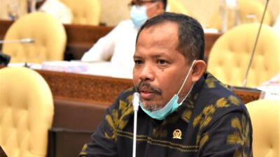 Johan Rosihan dipastikan kemnali melenggang ke Senayan berdasarkan hasil pleno kecanatab se Pulau Sumbawa