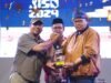 Hardiknas di Sembalun, Pj Gubernur Serahkan Penghargaan AiSO