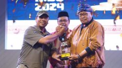 Hardiknas di Sembalun, Pj Gubernur Serahkan Penghargaan AiSO