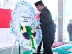 Peringatan Hari Pahlawan berlangsung khidmat, dan dihadiri oleh Forkopimda Provinsi NTB, Asisten, Staf Ahli, Kepala OPD Lingkup Pemerintah Provinsi NTB.