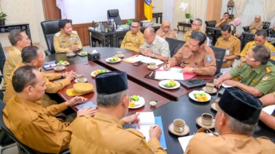 Rapat ini digelar untuk menindaklanjuti bencana banjir yang melanda Bima