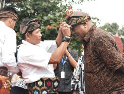 Para delegasi IGS tampak antusias mengikuti berbagai rangkaian acara IGS yang berhasil memperkenalkan adat istiadat yang ada di Provinsi NTB