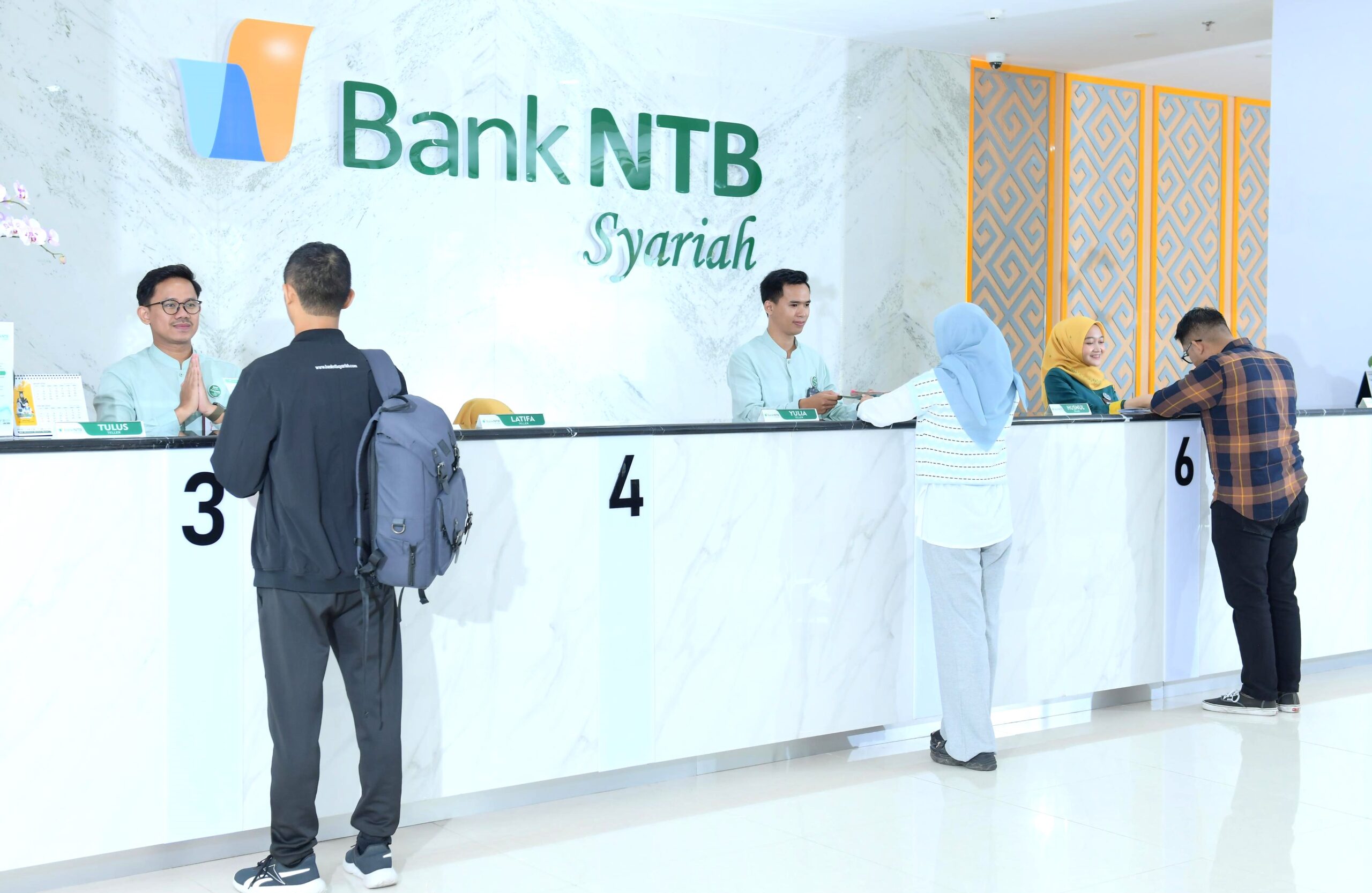 Agar kehadiran Bank NTB Syariah benar-benar dapat memberikan manfaat nyata bagi masyarakat. Khususnya dalam hal pemberdayaan usaha masyarakat.