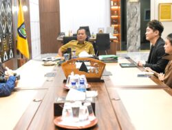 Saat ini perusahaan kopi Korsel PT. Cafe Moly International memiliki kebun kopi di beberapa tempat yang berada di Lombok