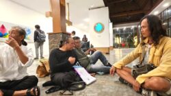 Mantra Ardhana bersama perupa dalam pameran solo visual art