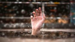 Bocah yang terseret arus di saluran drainase ditemukan tersangkut di Pulau Moyo