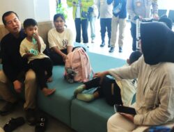 Gubernur Iqbal Tinjau Pergerakan Penumpang di BIZAM