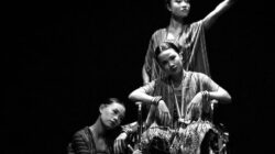 Lalu Suryadi Mulawarman, SSn. MM merupakan satu-satu seniman yang diakui sebagai Maestro tari dari Lombok